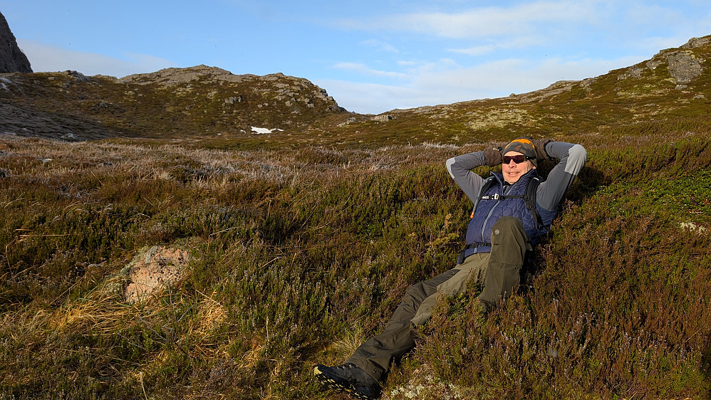 Nesten sommerlig. Mellom Digergubben og Blåhammaren 