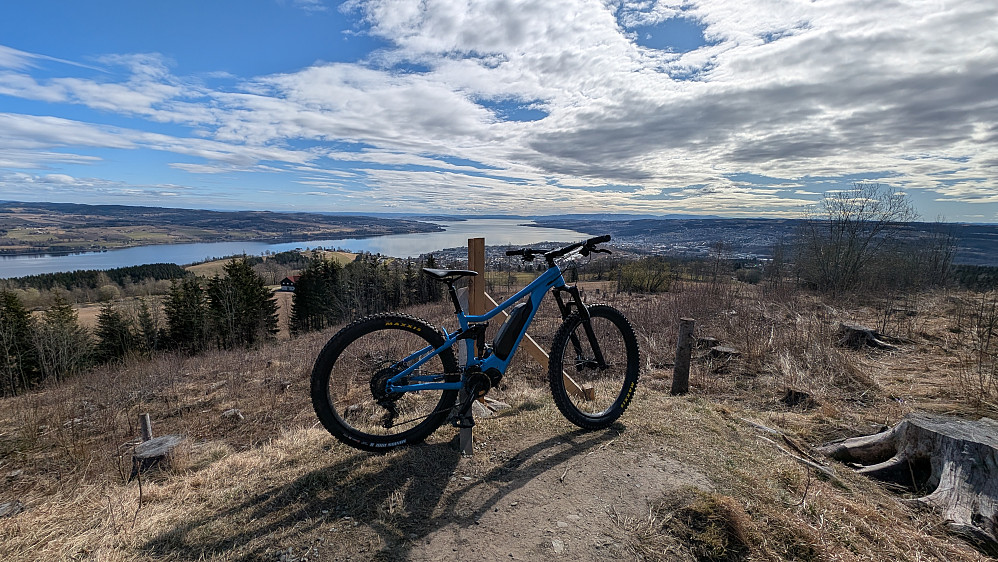 Fra Bergstoppen mot Gjøvik 