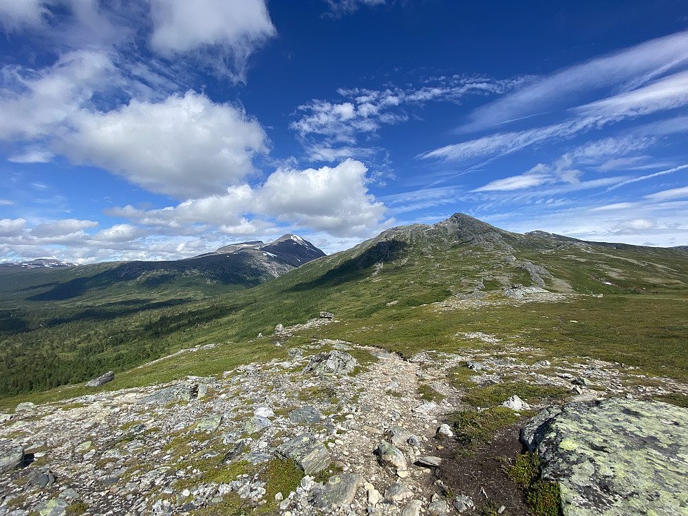 Trollhøtta tv. og Geitfjellet