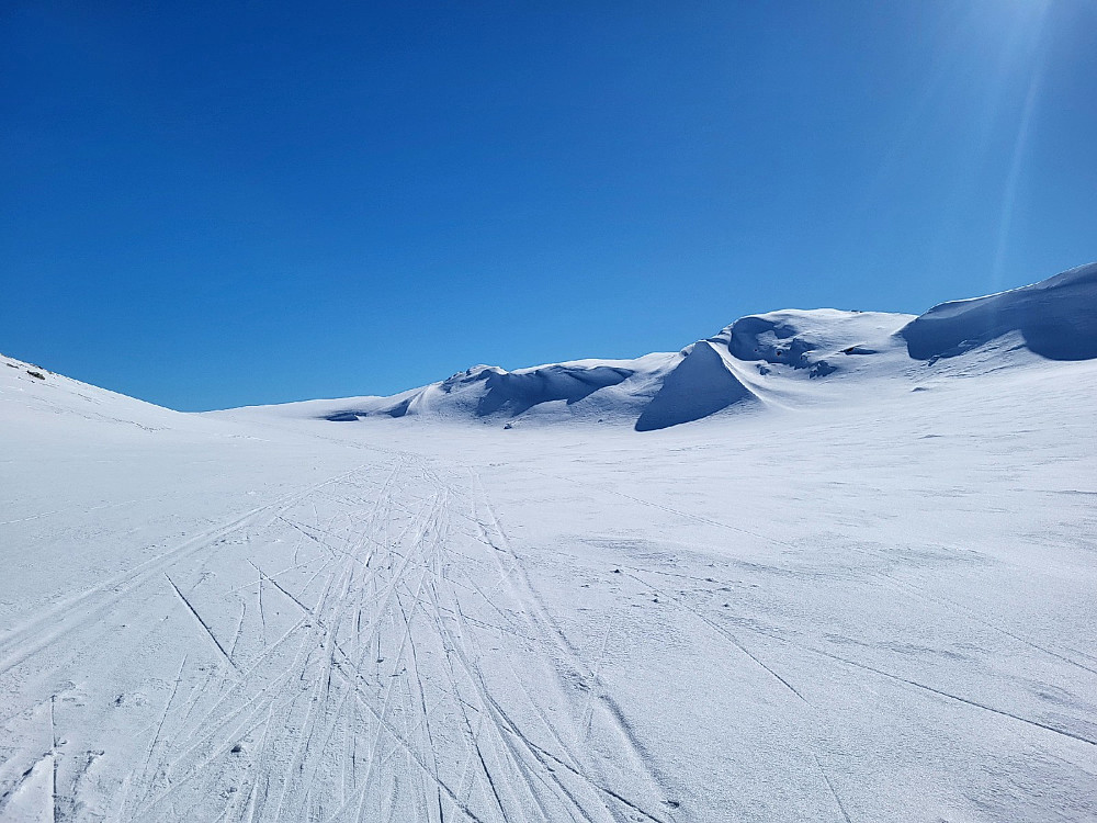 Lite dalsøkk før toppen