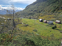 Fossdalen. Herfra går det grusvei ned til Lussand.