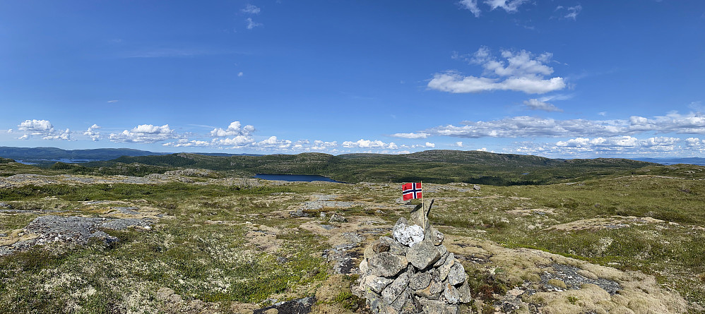 Restaurert varde på Tempelheia. Utsikt mot nord.