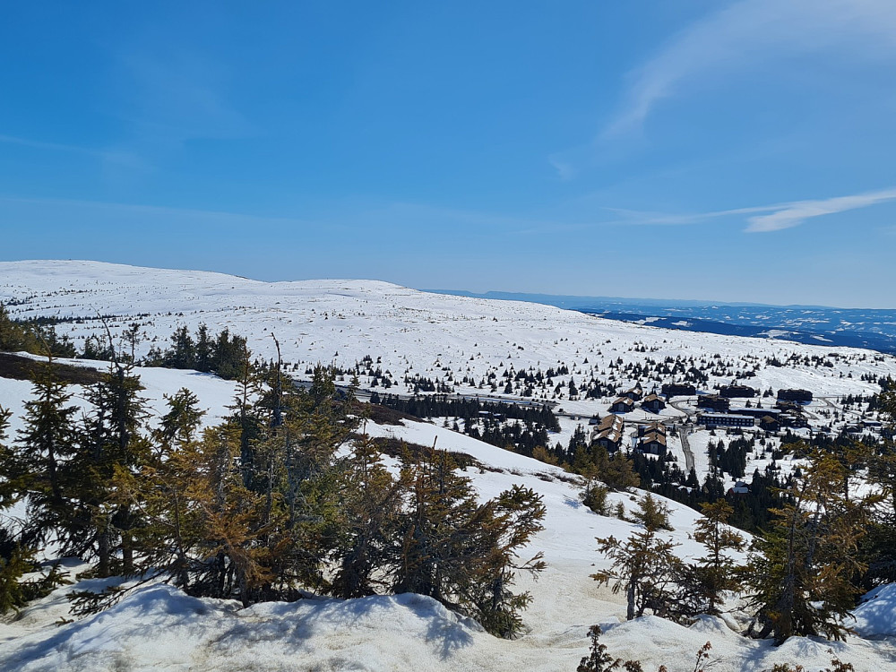 På Hafjellet, mot Ilsetra og Nevelfjellet