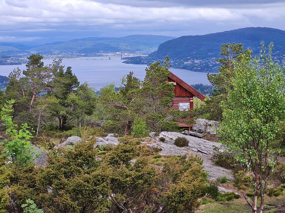 Mot Kolbeinsgrind og Nordhordalandsbrua