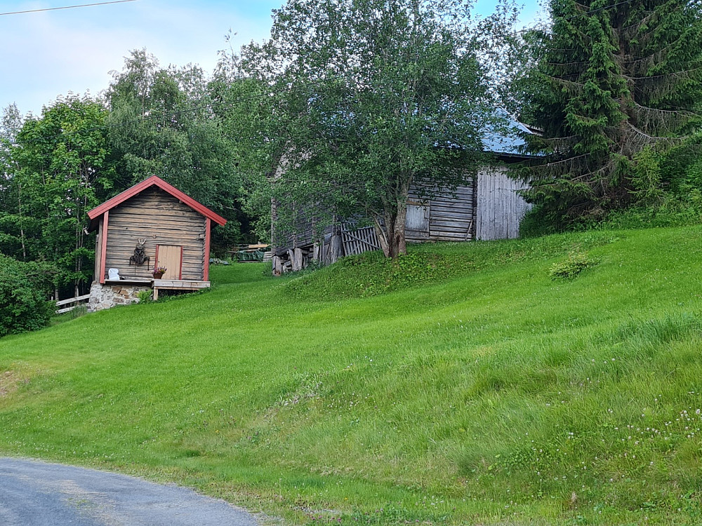Hakkerud