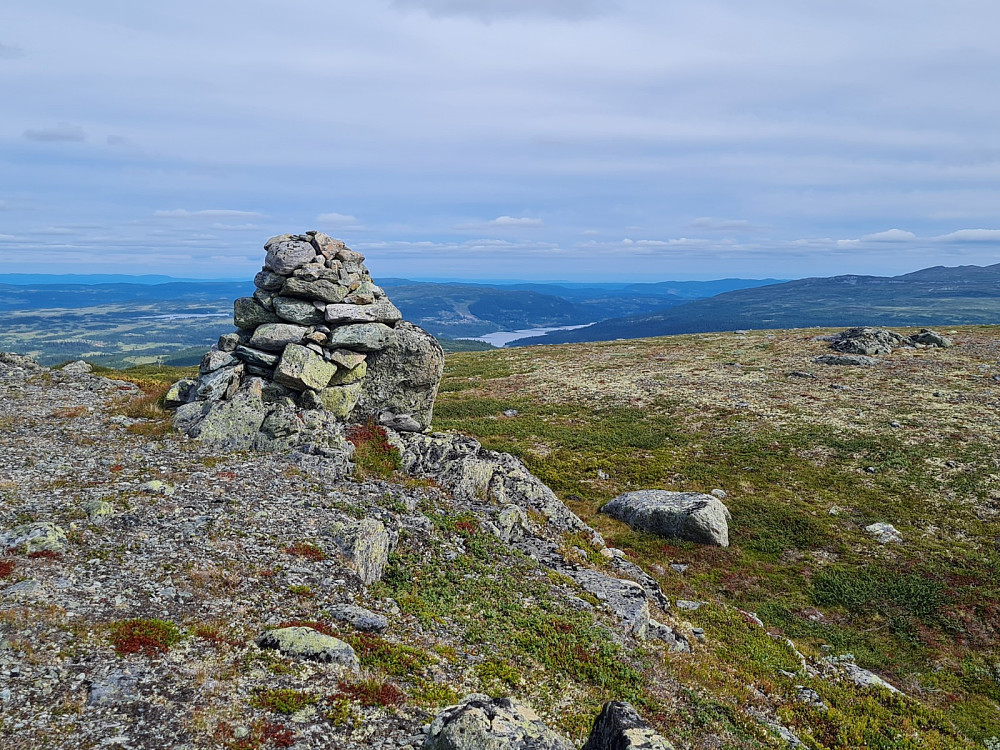 Østre Røssjøkollen, 1274 moh