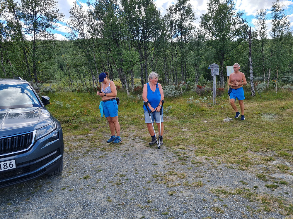 Anne Marit, Sigrid og Jan Arne etter turen