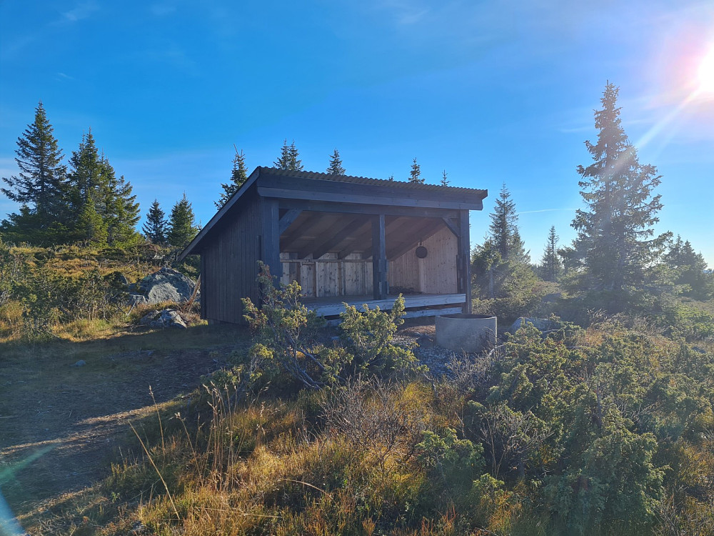 Nevelåsen gapahuk