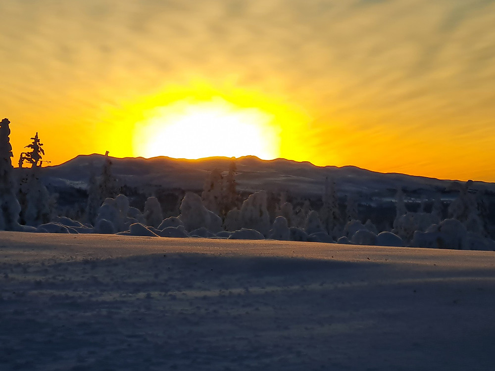 Solnedgang over Synnfjellet