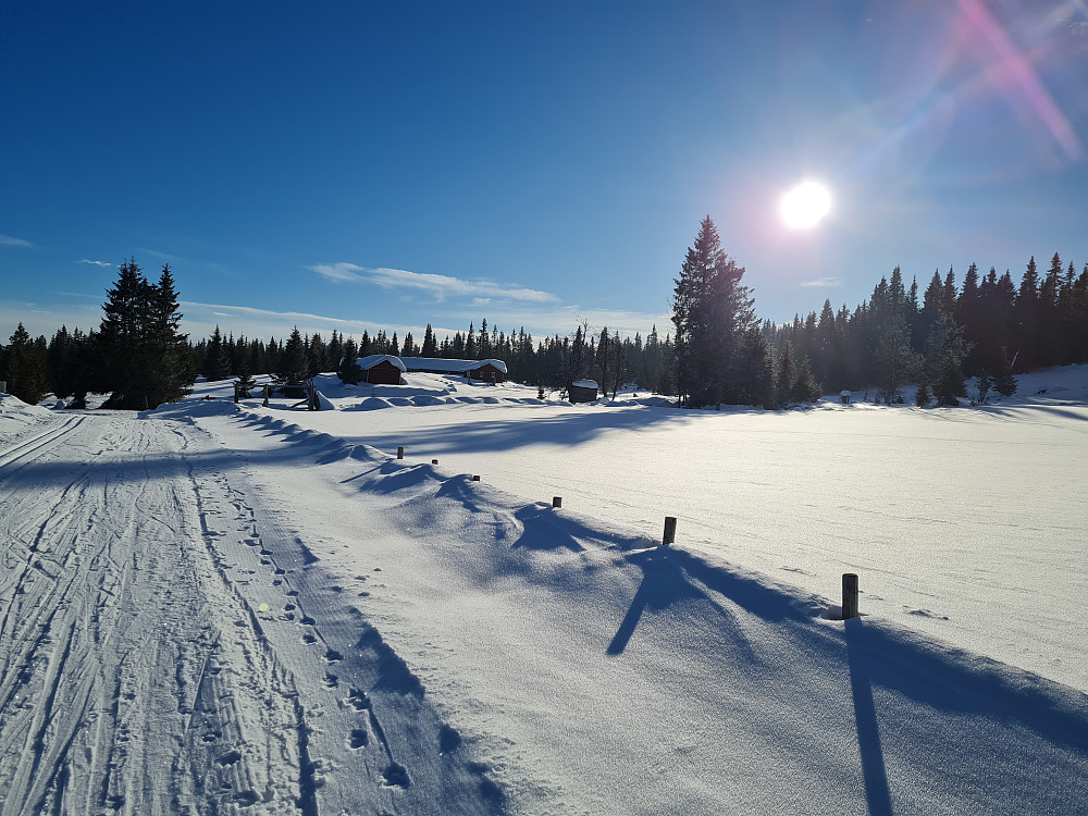 Mot Horn og Gruven seter på Kinna
