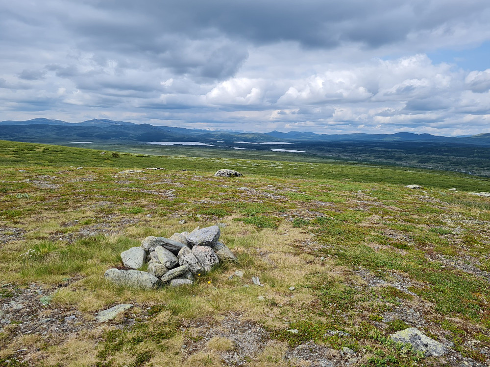 Nordre Suluhø, mot Revsjøene