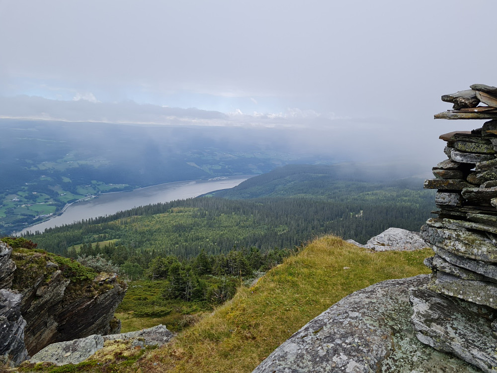 På Linvikknappen, mot Losna