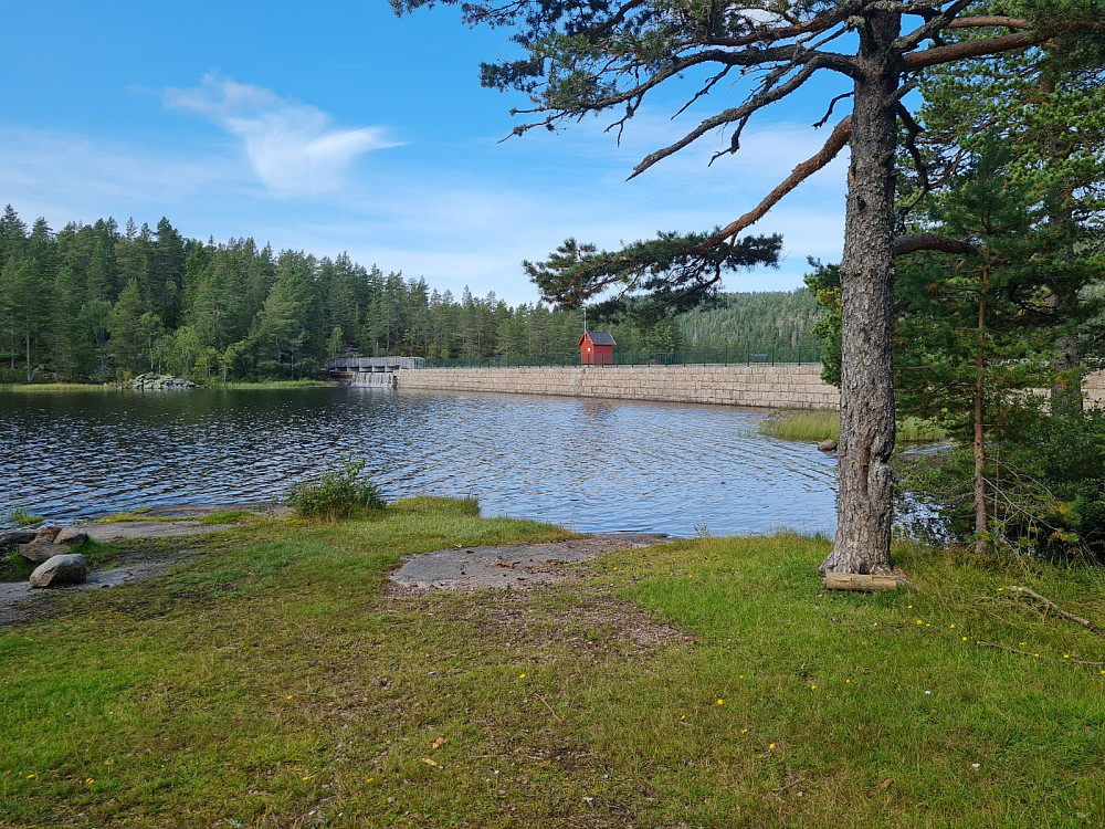 Demningen mellom Mellomdammen og Nerdammen