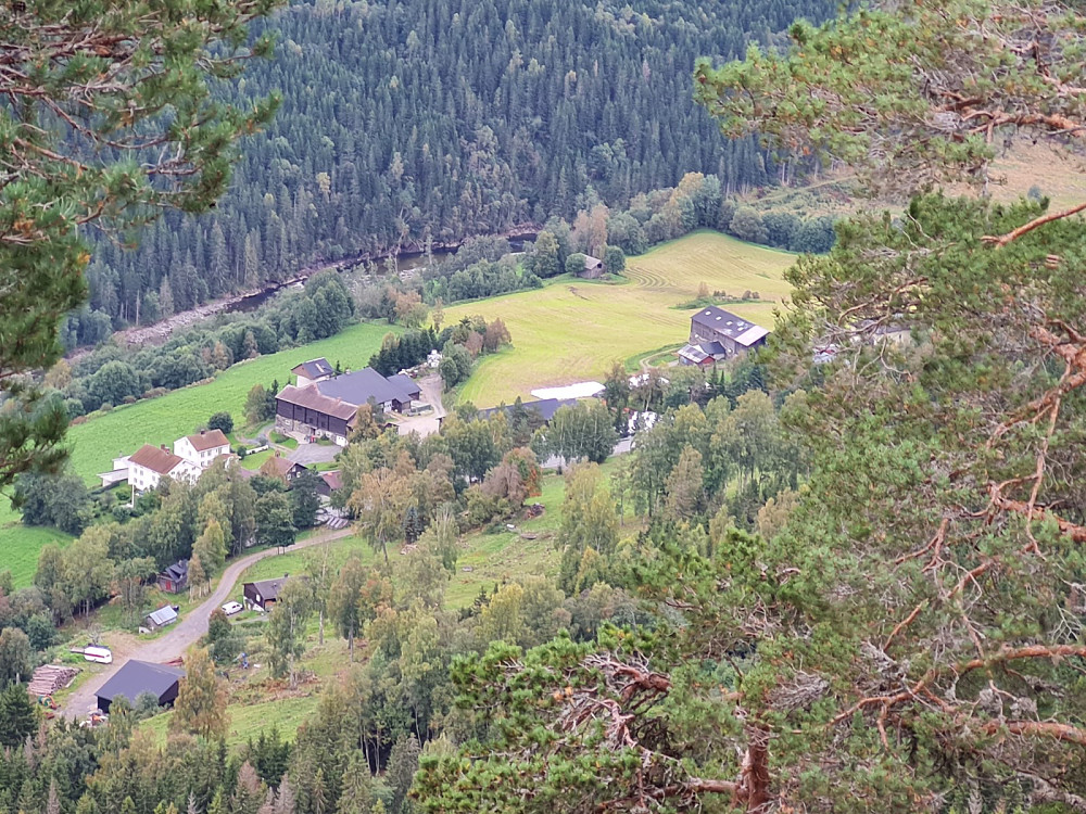 Kalstadgårdene fra Kalstadberget