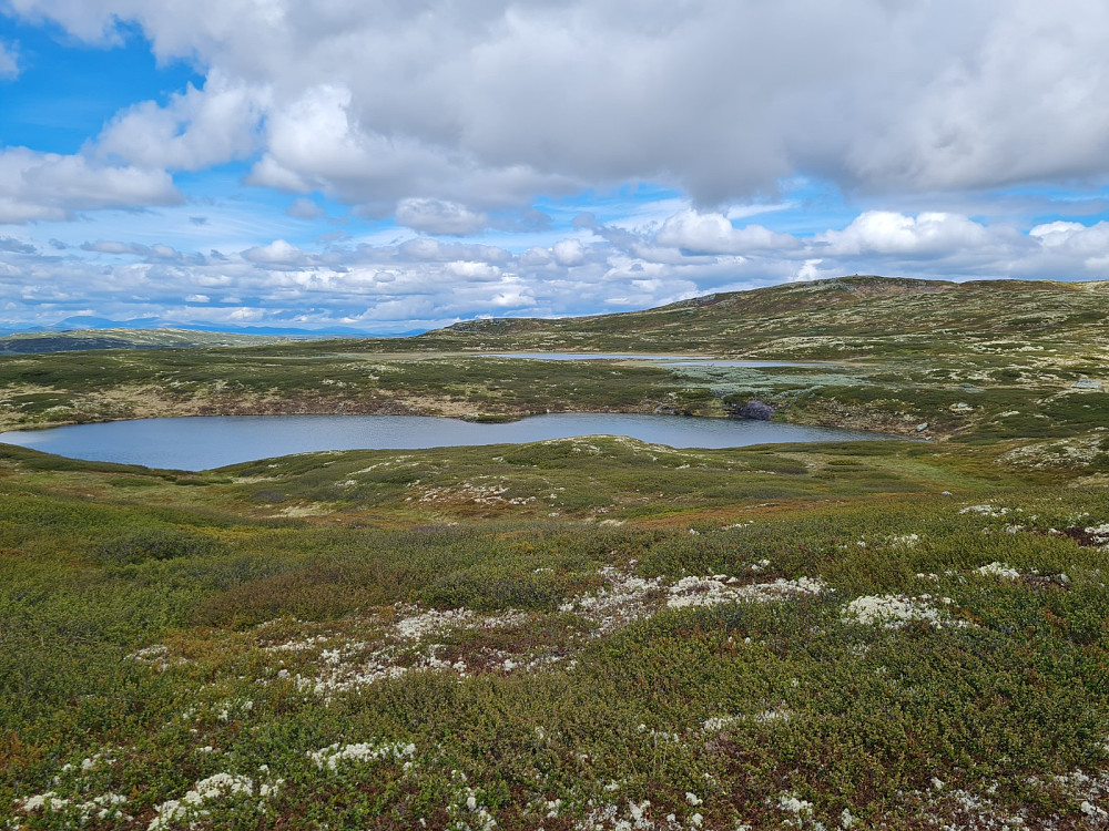 På Slagsfjellet, mit Øvre Massingtjønnet