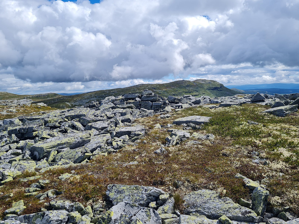 På Ulene, høyeste Slagsfjellet