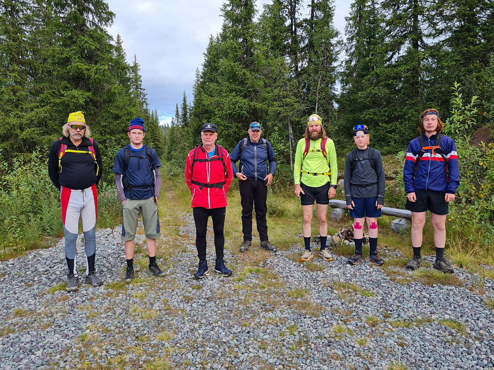 Klare for tur, Inge, Ingemund, Jan Ingar, Runar, Ole Amund, Sigvart og Christian Jarle