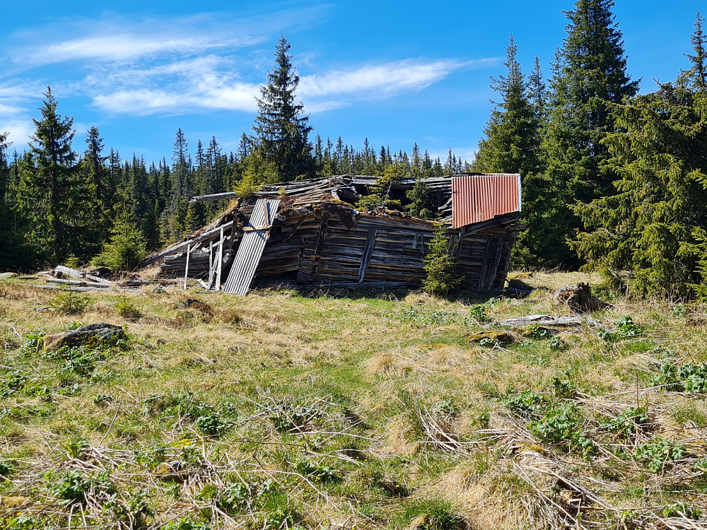 Hus til nedfalls på Tollersrudsetra
