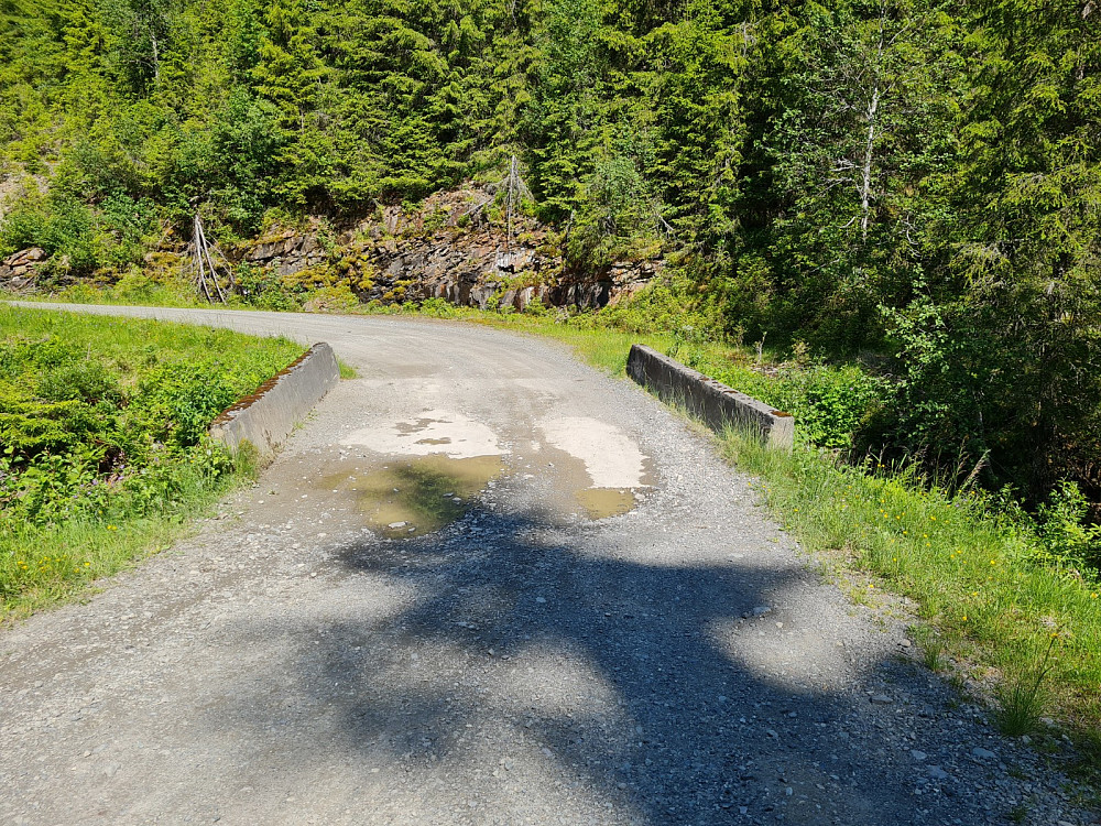 Brua over Augga i Sveseterlia