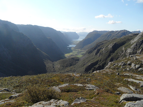 Utsikt vestover ut Frafjorddalen.