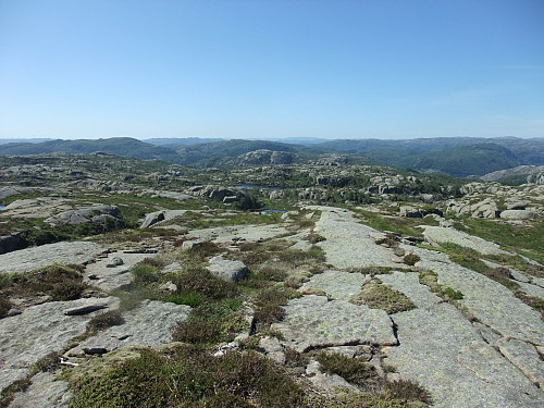 NV mot Urdalsnipa (bjerkreimsendaren) 561 i det fjerne.