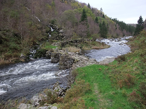 Steinbru over Bakkaåna.
