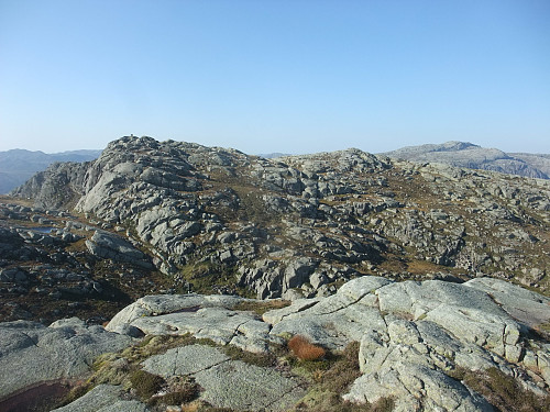 Tilbakeblikk NNV mot Skuta.