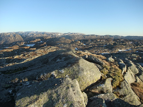 Skykula 907 i bakgrunnen.