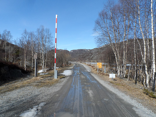 Begynte turen på bomvegen mot Degdammen.