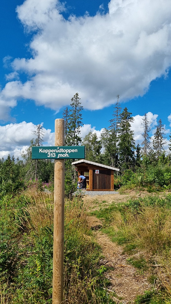 Gapahuken på Kopperudtoppen