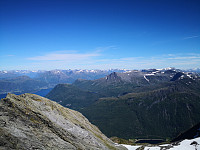 Nordaustover frå Trollvasstinden