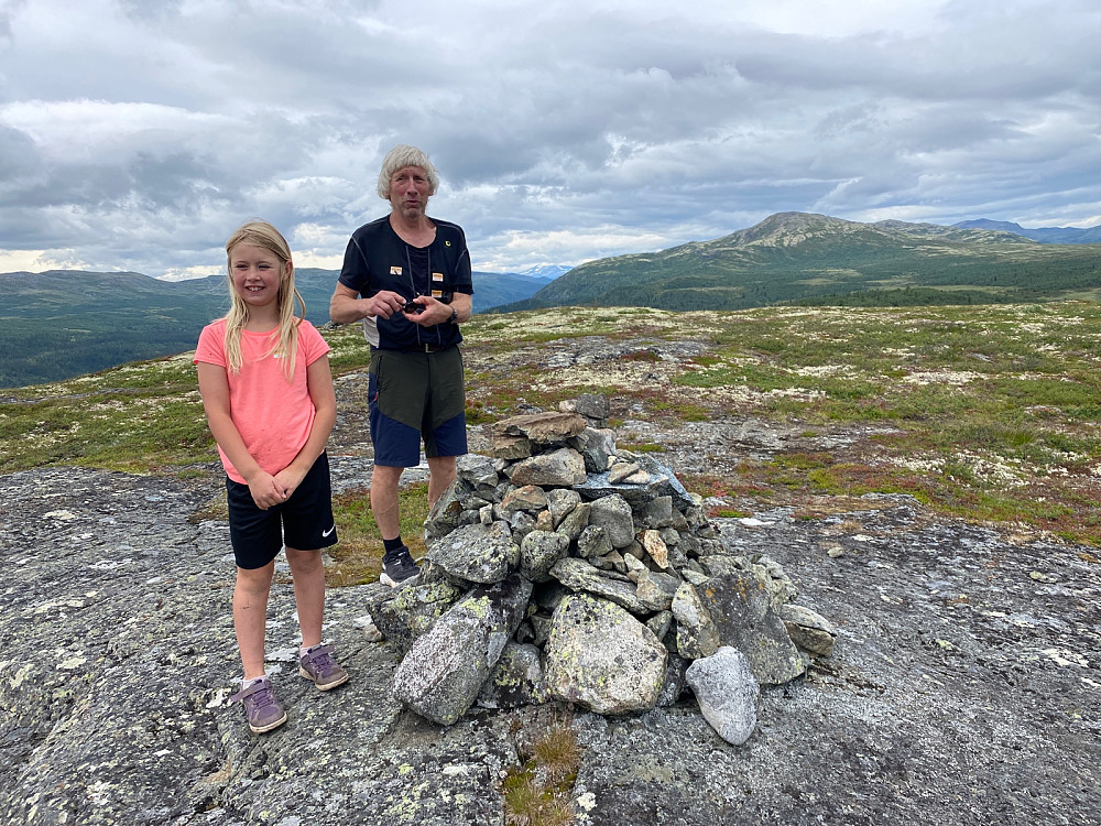 Mia og far på Trona
