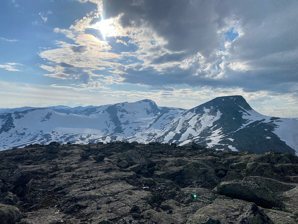 Morgendagens turmål, Holåtindane.