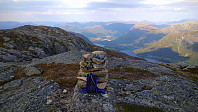 Setelifjellet og utsikt vestover.