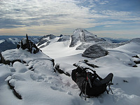 Flott utsikt fra toppen av Mjølkedalspiggen.