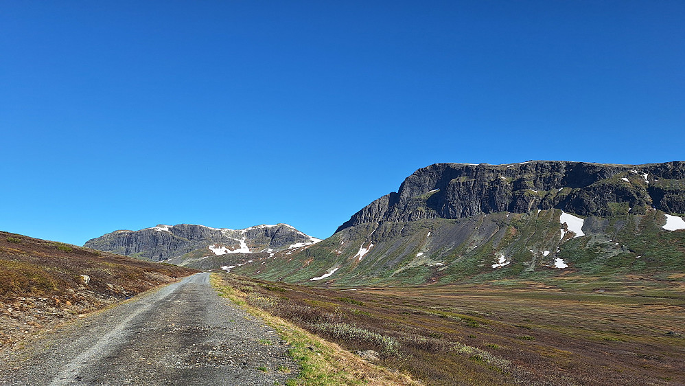 Grindane øst og vest.