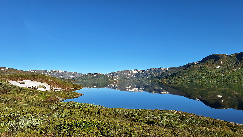 Olefjorden, vestover.