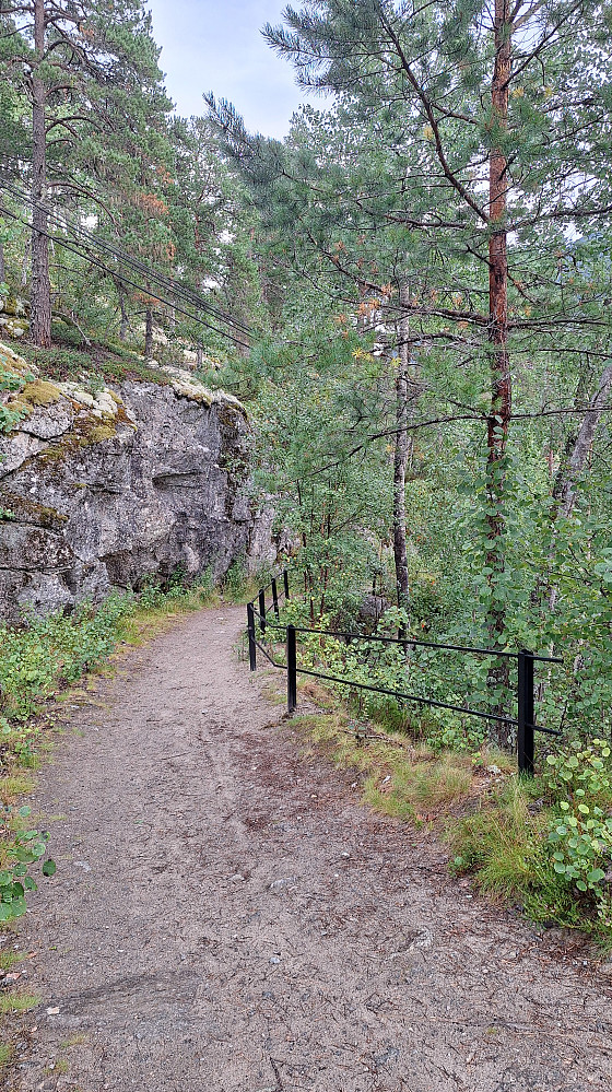 Gamleveien til Solvorn.