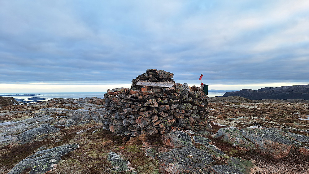 Tenorlifjellet. 