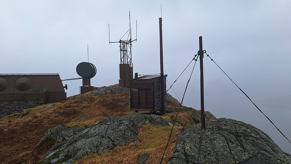 Ymse innretninger på Granefjell. 