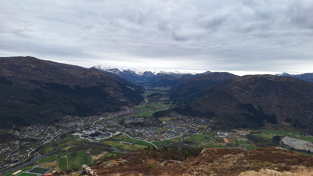 Vie og Angedalen.
