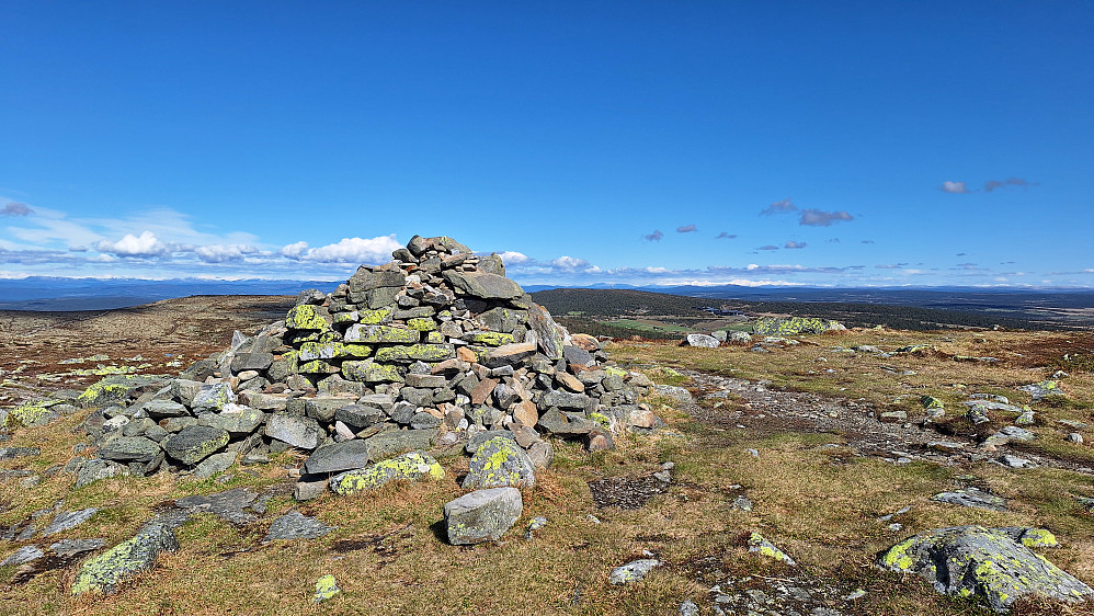Helhvitt i Rondane. 