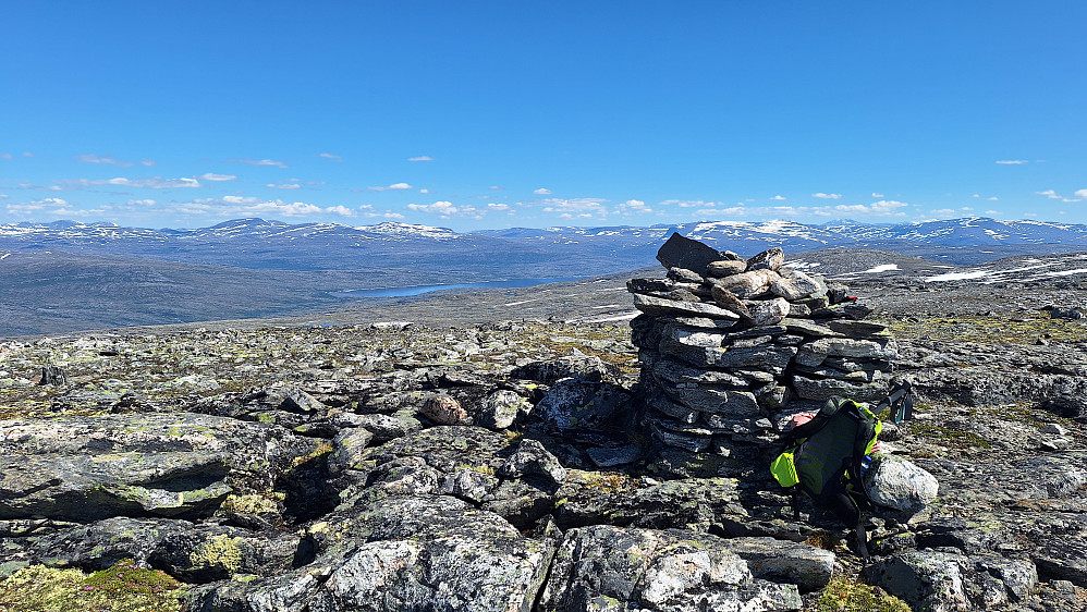 Mot Aursjøen. 