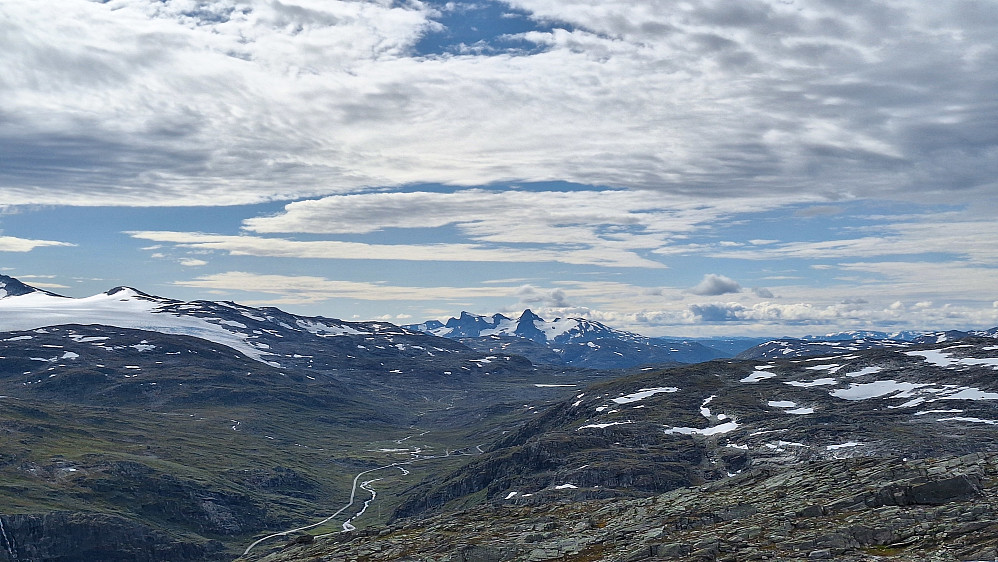 Sognefjellsveien og Krossbu.