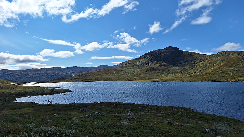 Ershovdtjernet og Bakkestølnøse.
