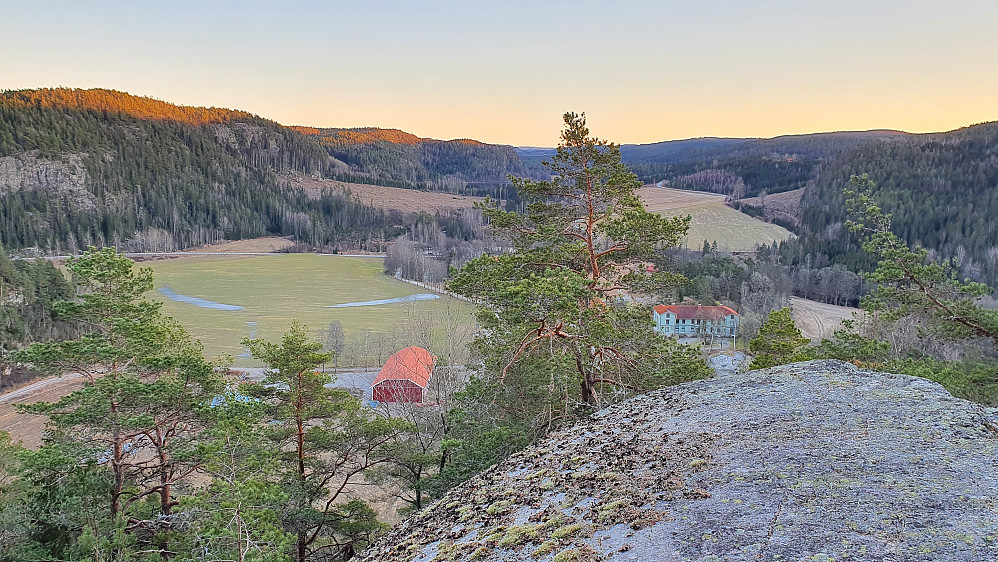 Utsikt sørover fra Torgalsås.
