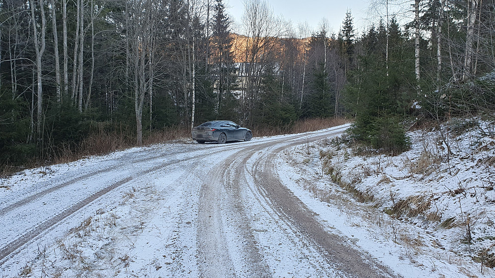 Parkeringslomma ved Nilsrud.