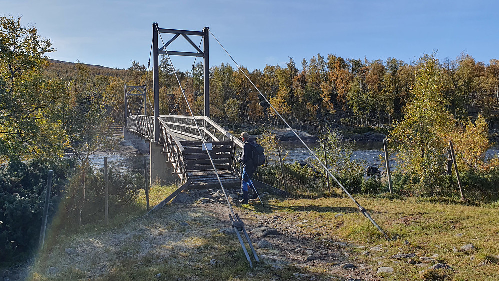 Over Heinelvi var det to bruer. Dette var den andre, hvor Heinelvi møter Lågen.