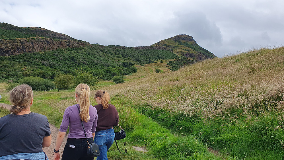Arthur's Seat (251) har kommet til syne.