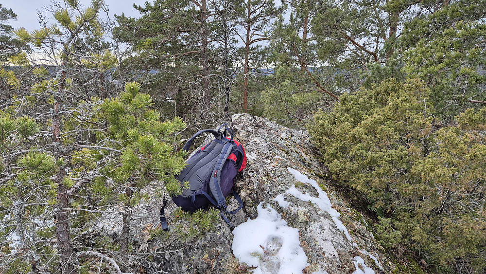Toppunktet på Sandknuten (143).